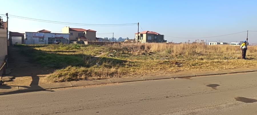 0 Bedroom Property for Sale in Golden Gardens Gauteng