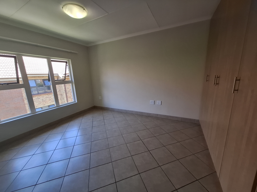 1 Bedroom Property for Sale in Equestria Gauteng