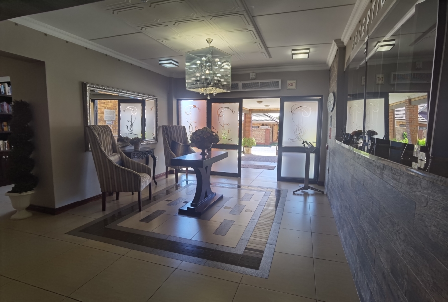 1 Bedroom Property for Sale in Equestria Gauteng