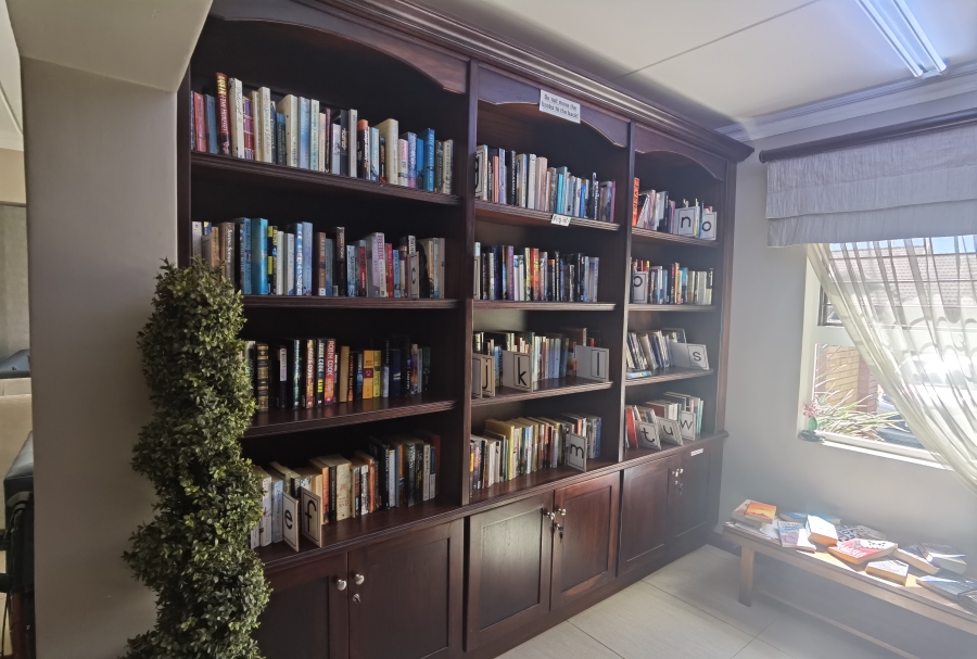 1 Bedroom Property for Sale in Equestria Gauteng