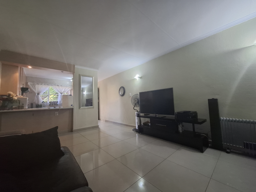 3 Bedroom Property for Sale in Faerie Glen Gauteng