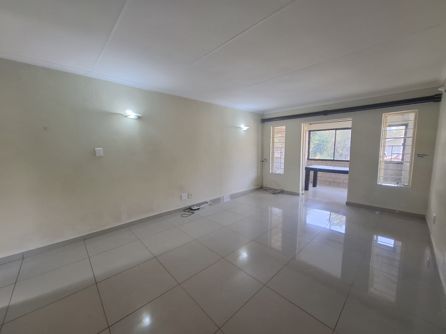 3 Bedroom Property for Sale in Faerie Glen Gauteng