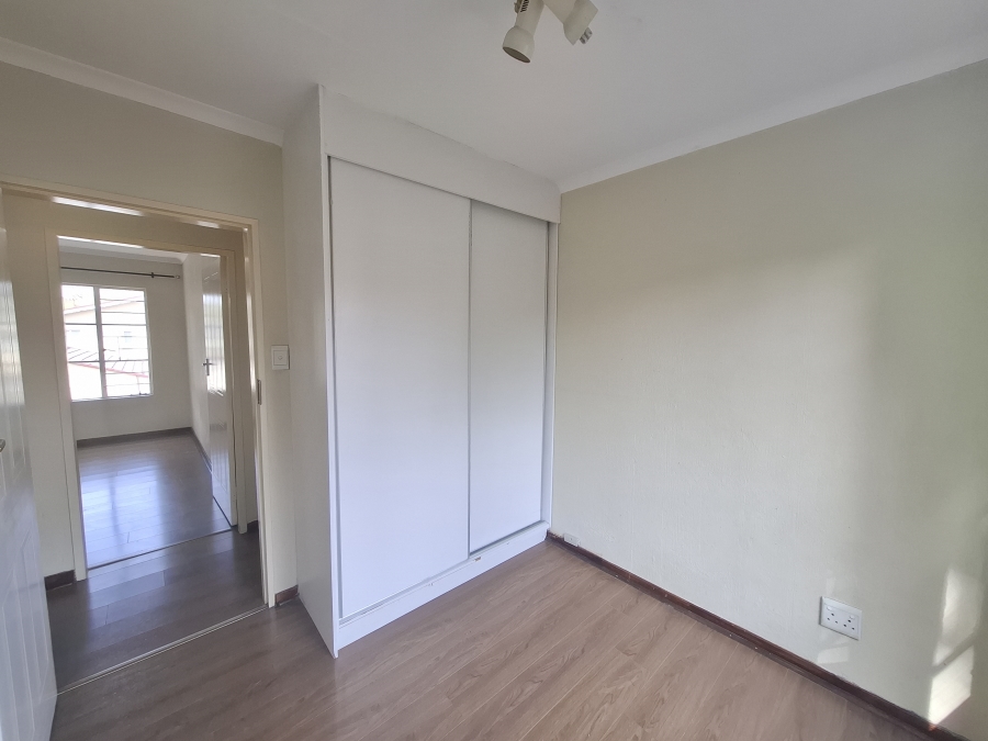 3 Bedroom Property for Sale in Faerie Glen Gauteng