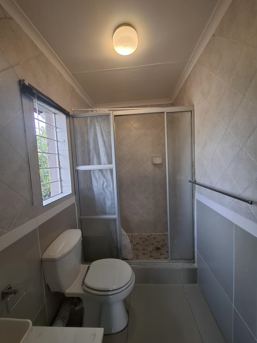 3 Bedroom Property for Sale in Faerie Glen Gauteng
