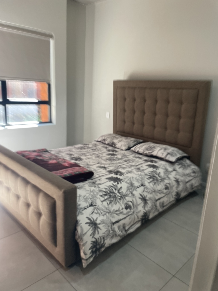 To Let 1 Bedroom Property for Rent in Melrose North Gauteng