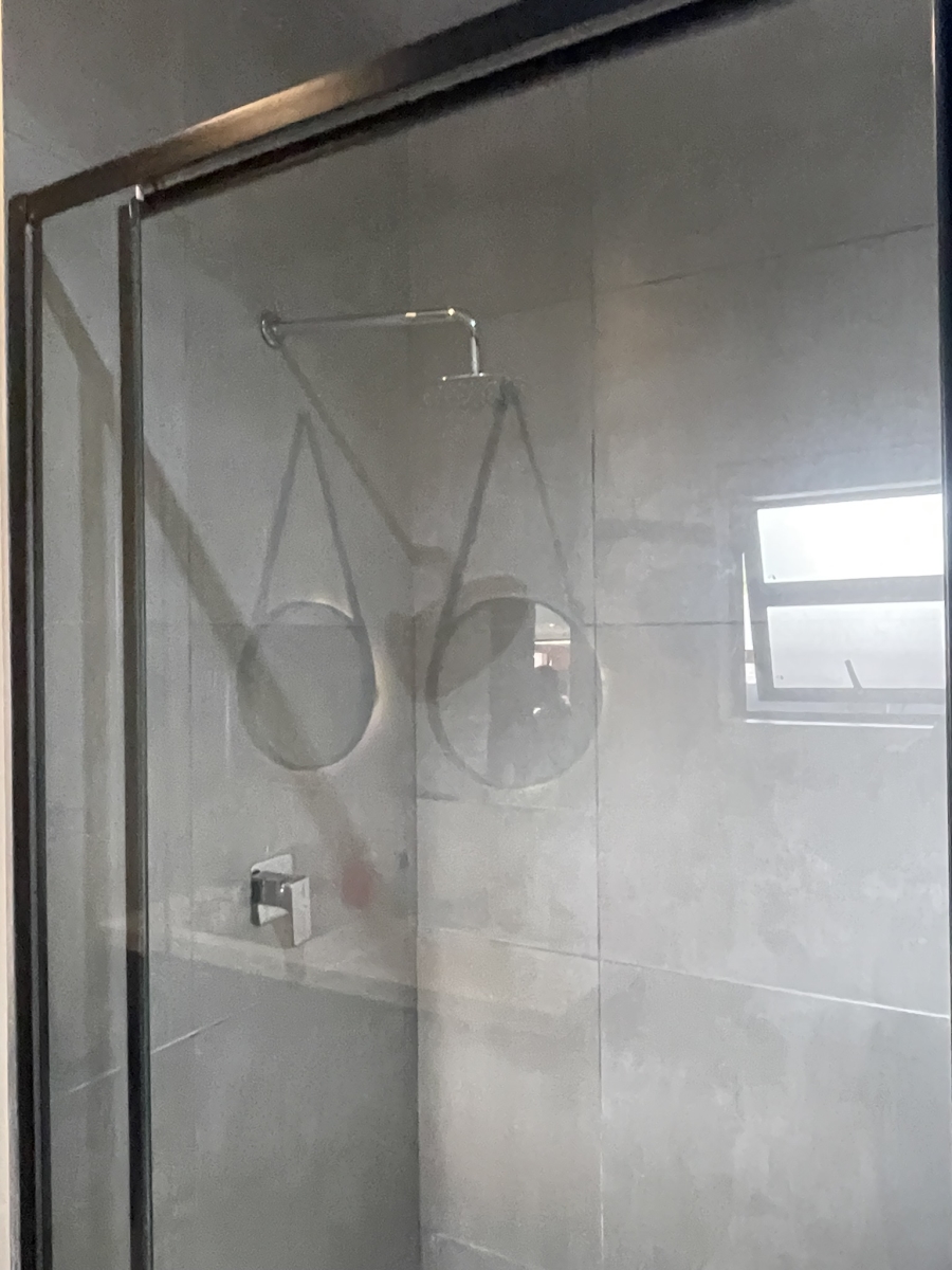 To Let 1 Bedroom Property for Rent in Melrose North Gauteng