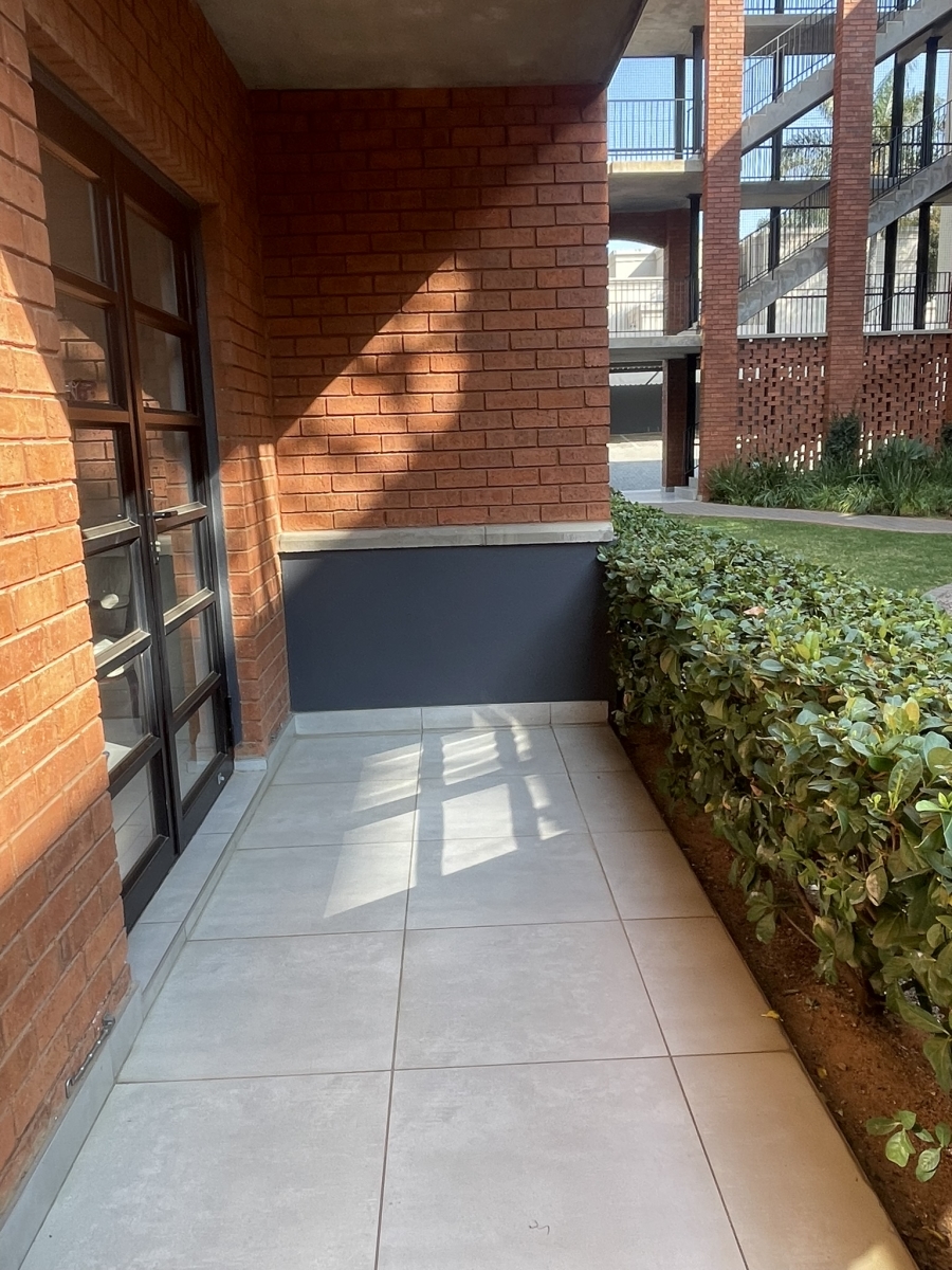 To Let 1 Bedroom Property for Rent in Melrose North Gauteng