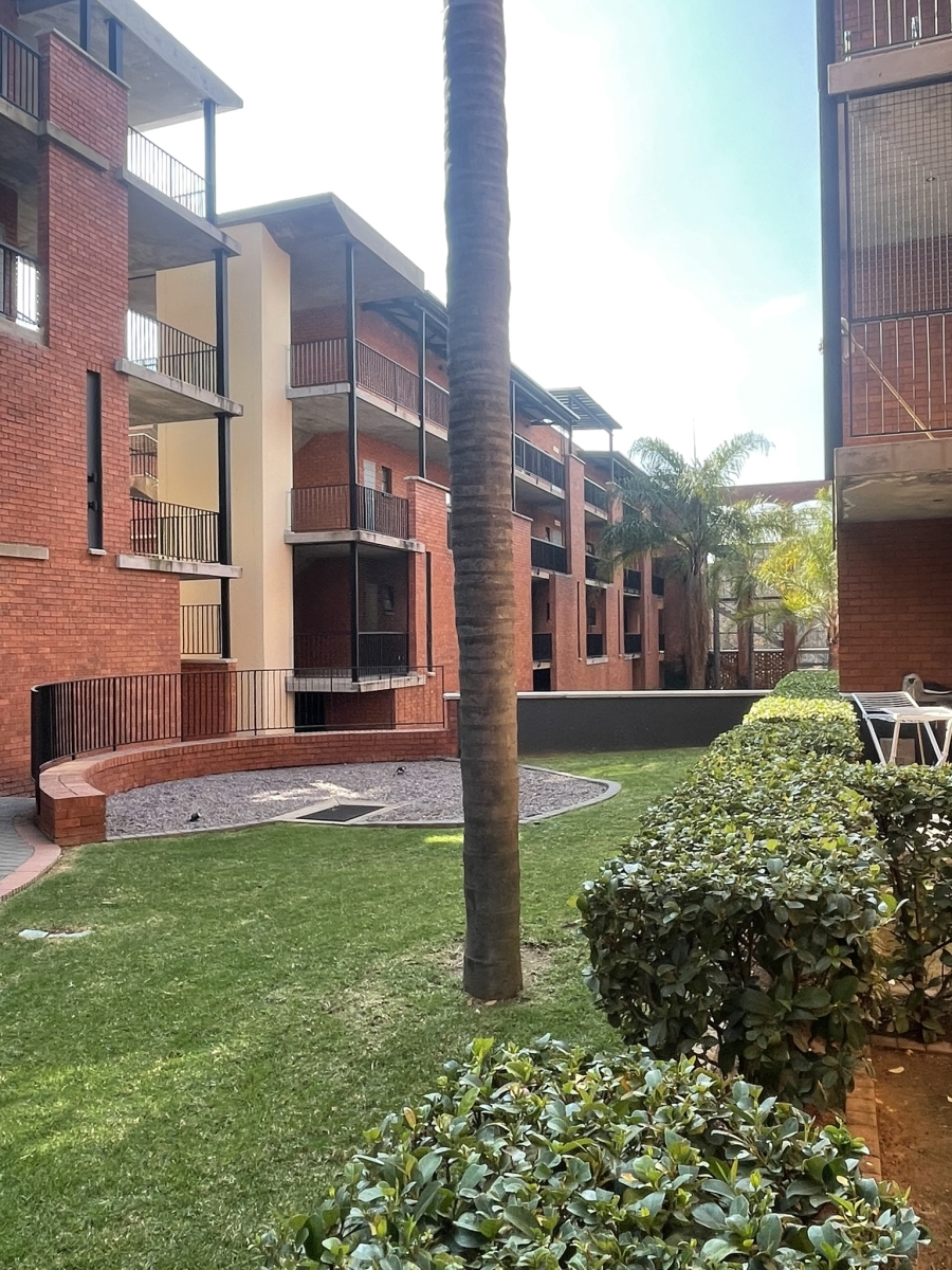 To Let 1 Bedroom Property for Rent in Melrose North Gauteng