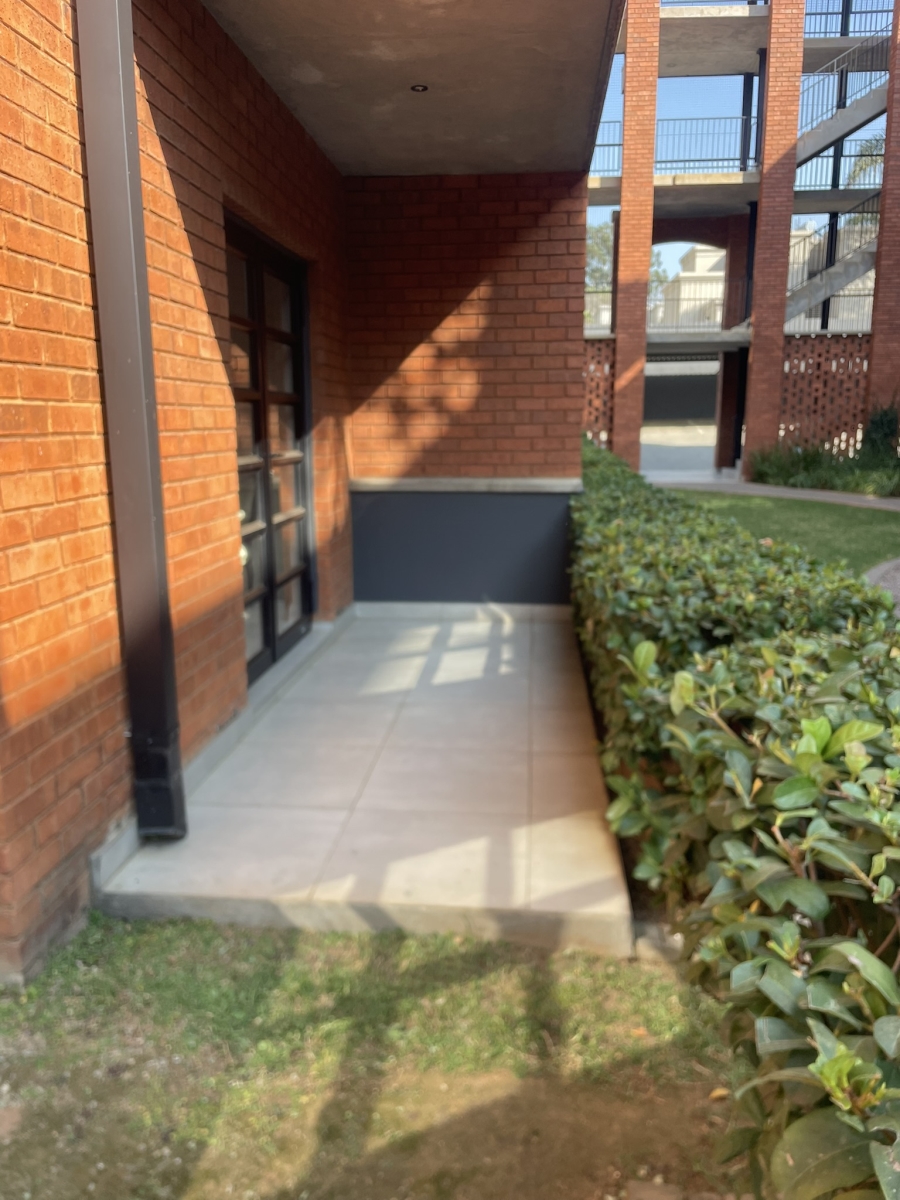 To Let 1 Bedroom Property for Rent in Melrose North Gauteng