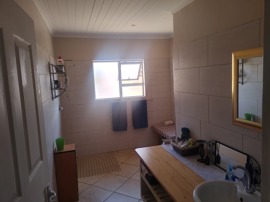 3 Bedroom Property for Sale in Vaaloewer Gauteng