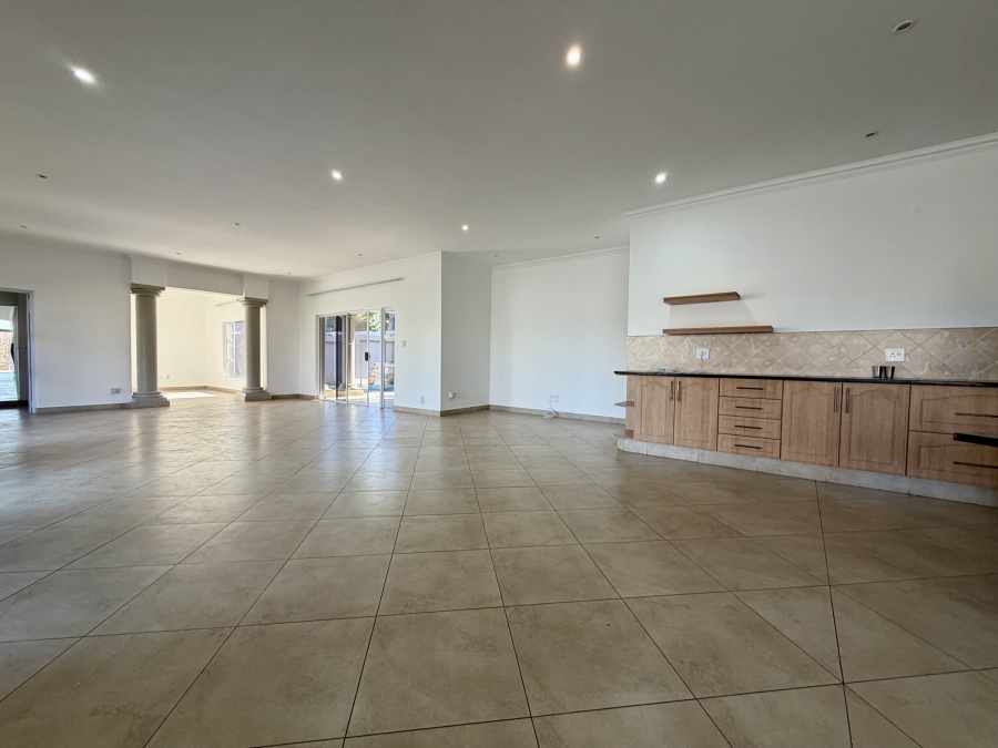 To Let 4 Bedroom Property for Rent in Ebotse Golf Estate Gauteng