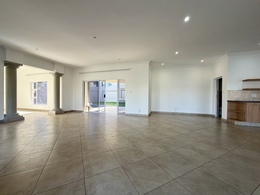 To Let 4 Bedroom Property for Rent in Ebotse Golf Estate Gauteng