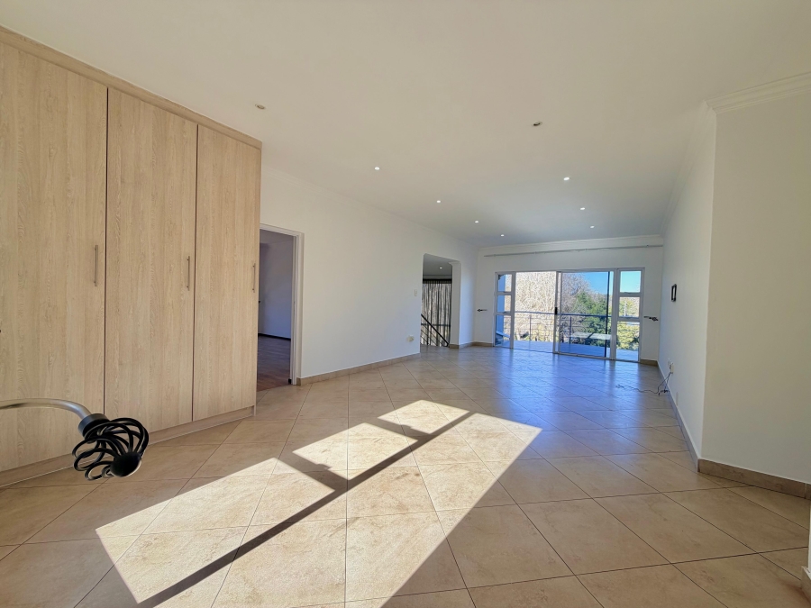 To Let 4 Bedroom Property for Rent in Ebotse Golf Estate Gauteng