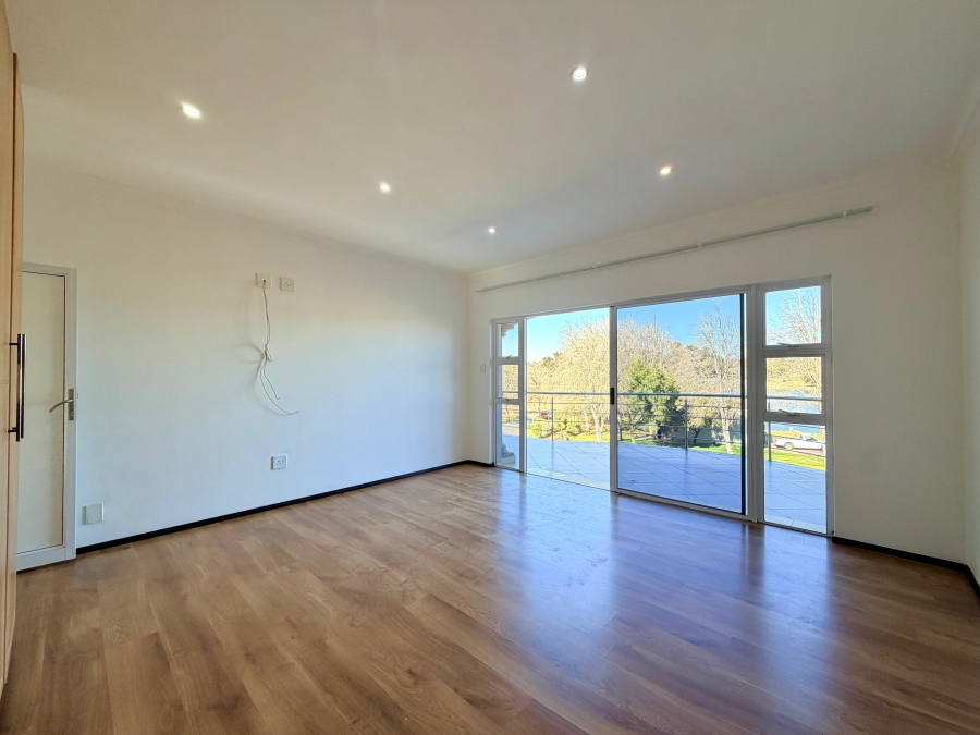 To Let 4 Bedroom Property for Rent in Ebotse Golf Estate Gauteng