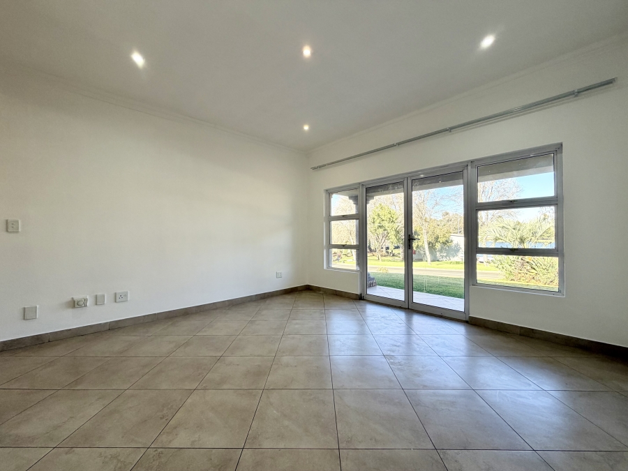 4 Bedroom Property for Sale in Ebotse Golf Estate Gauteng