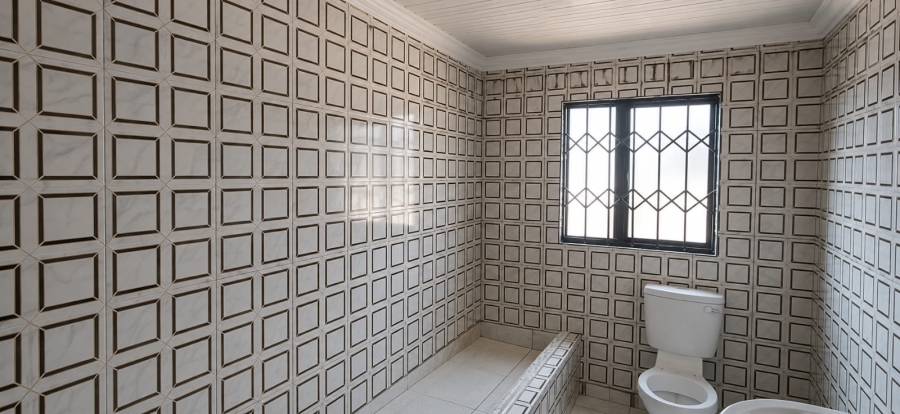 To Let 1 Bedroom Property for Rent in Kookrus Gauteng