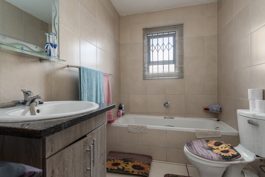 3 Bedroom Property for Sale in Albemarle Gauteng