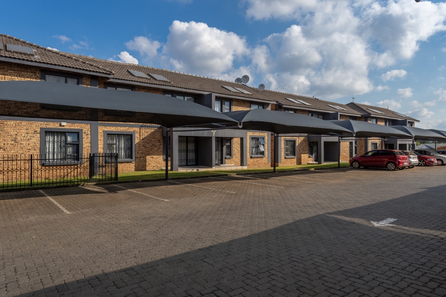 3 Bedroom Property for Sale in Albemarle Gauteng