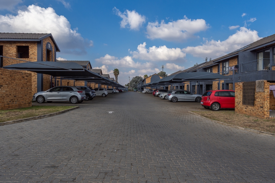 3 Bedroom Property for Sale in Albemarle Gauteng