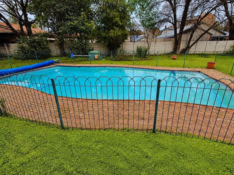 3 Bedroom Property for Sale in Three Rivers Proper Gauteng