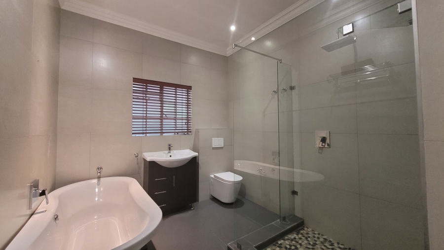 4 Bedroom Property for Sale in Riviera Gauteng