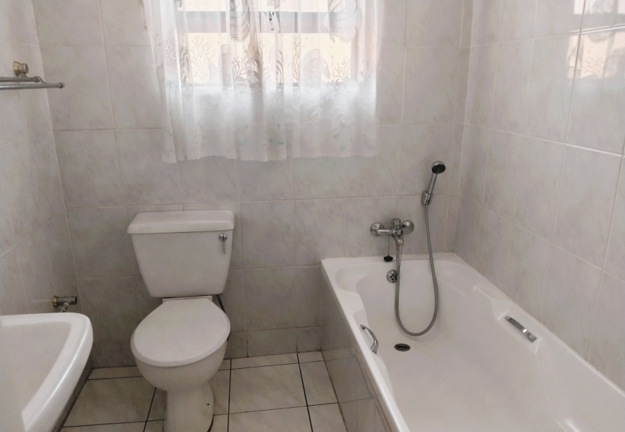 2 Bedroom Property for Sale in Bedfordview Gauteng
