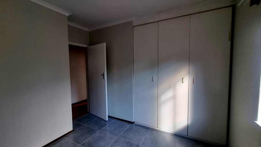 3 Bedroom Property for Sale in Elardus Park Gauteng