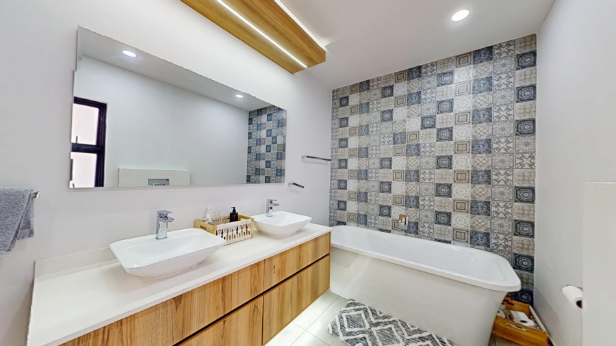 3 Bedroom Property for Sale in Bartlett Gauteng