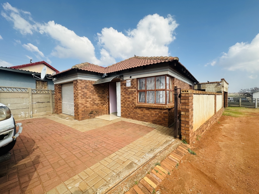 3 Bedroom Property for Sale in Leachville Ext 3 Gauteng