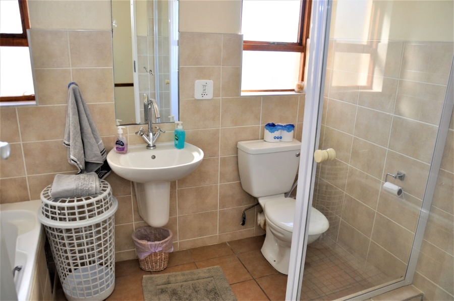 2 Bedroom Property for Sale in Halfway Gardens Gauteng