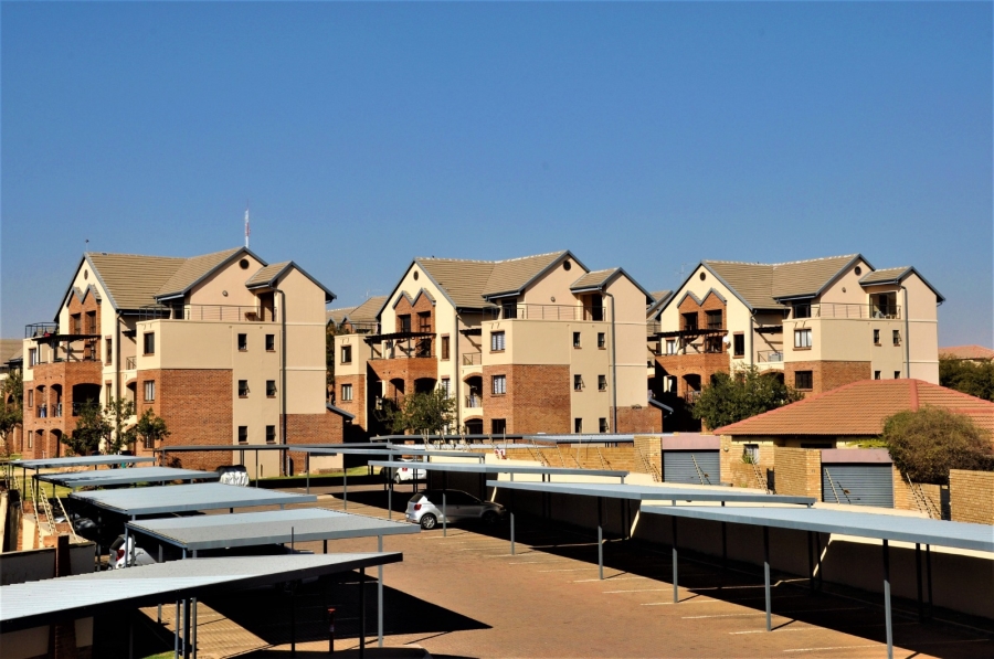 2 Bedroom Property for Sale in Halfway Gardens Gauteng