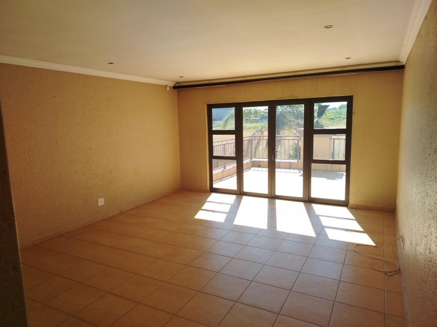 5 Bedroom Property for Sale in Sonneveld Gauteng