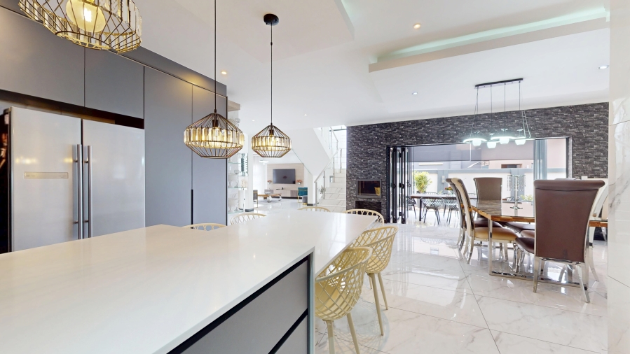 4 Bedroom Property for Sale in Parkhaven Gauteng
