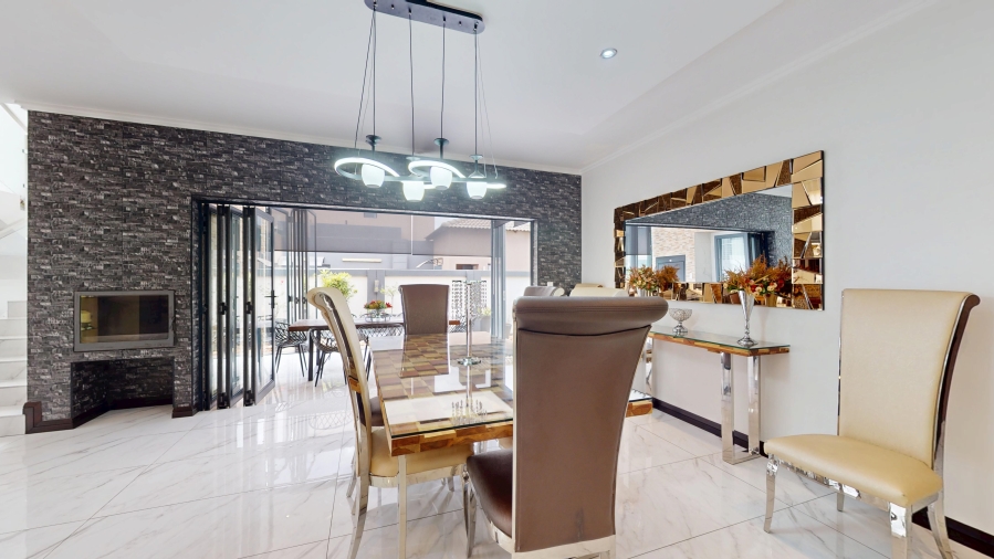 4 Bedroom Property for Sale in Parkhaven Gauteng