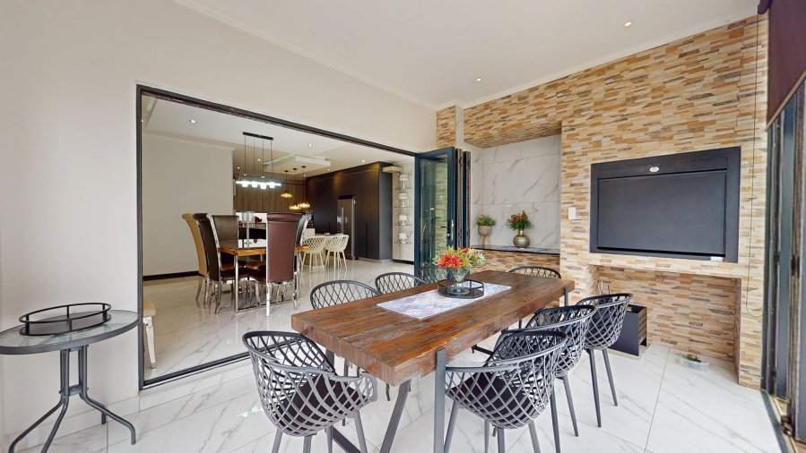 4 Bedroom Property for Sale in Parkhaven Gauteng
