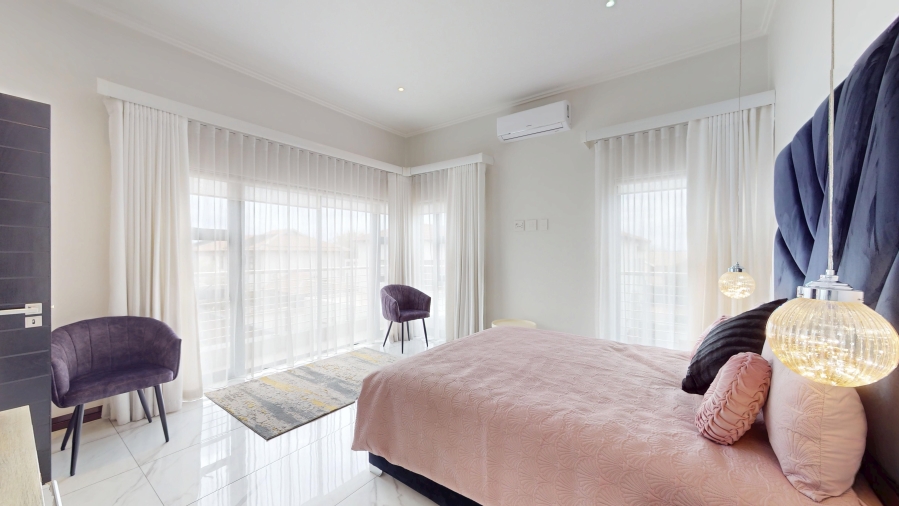 4 Bedroom Property for Sale in Parkhaven Gauteng