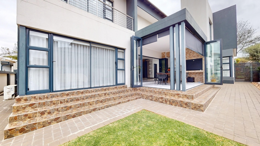 4 Bedroom Property for Sale in Parkhaven Gauteng