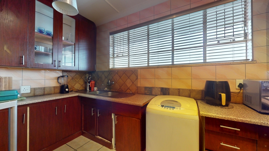 2 Bedroom Property for Sale in Lambton Gauteng