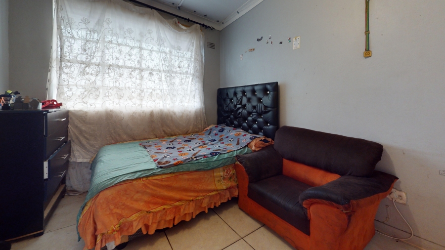 2 Bedroom Property for Sale in Lambton Gauteng