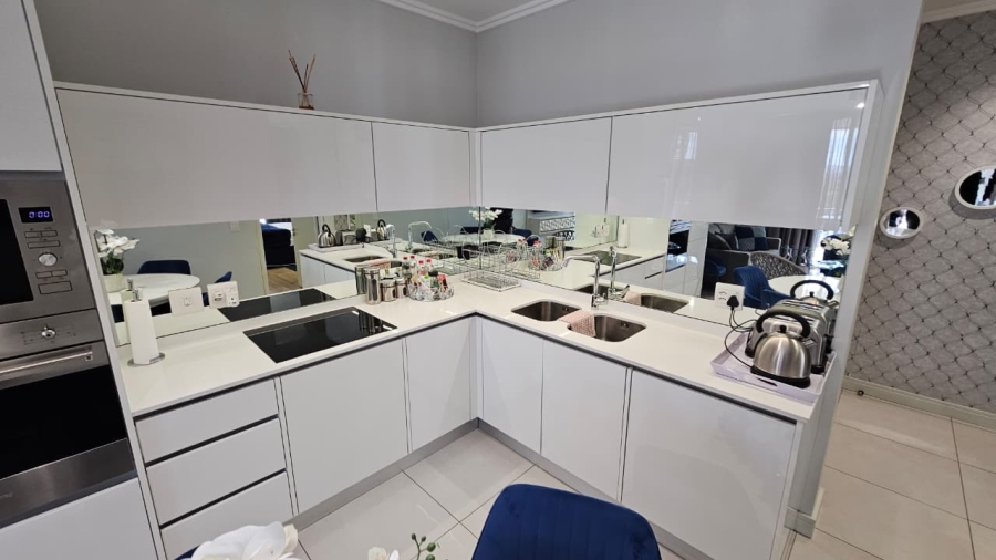 To Let 2 Bedroom Property for Rent in Waterfall Gauteng