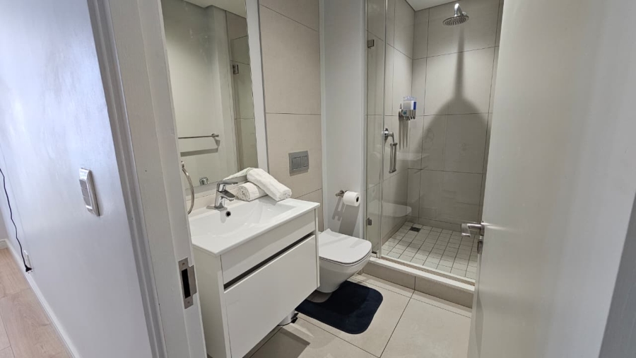 To Let 2 Bedroom Property for Rent in Waterfall Gauteng