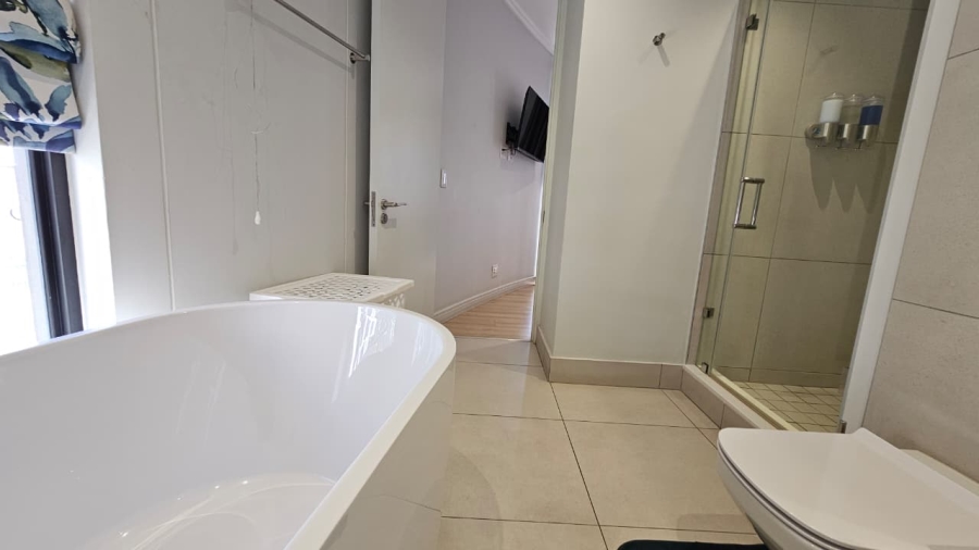 To Let 2 Bedroom Property for Rent in Waterfall Gauteng