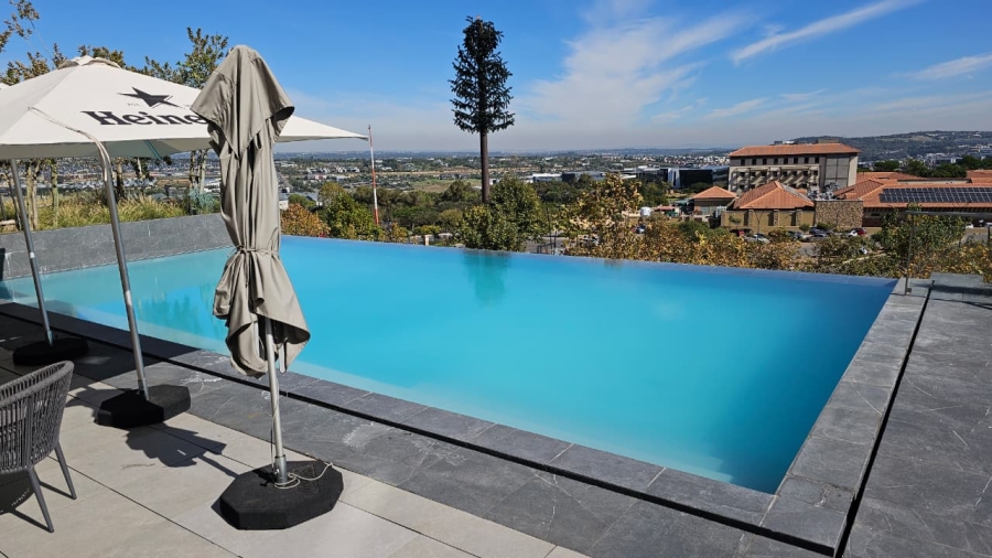 To Let 2 Bedroom Property for Rent in Waterfall Gauteng