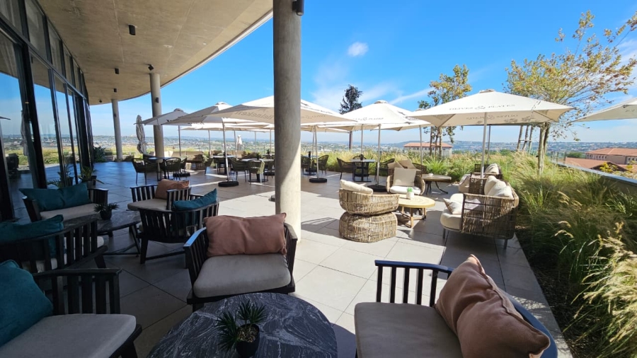 To Let 2 Bedroom Property for Rent in Waterfall Gauteng