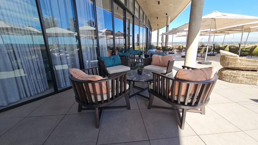 To Let 2 Bedroom Property for Rent in Waterfall Gauteng