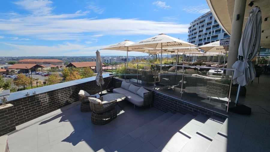 To Let 2 Bedroom Property for Rent in Waterfall Gauteng