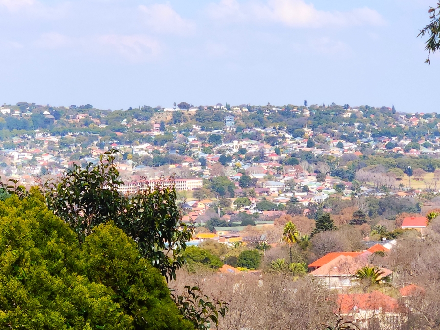 7 Bedroom Property for Sale in Cyrildene Gauteng