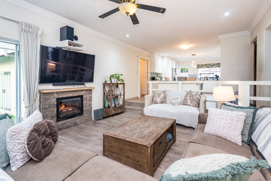 4 Bedroom Property for Sale in Lonehill Gauteng