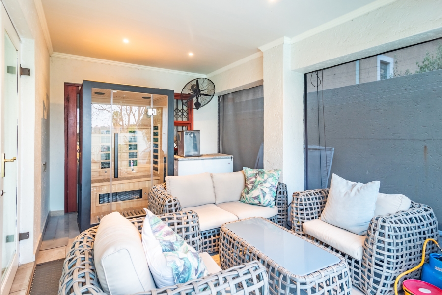4 Bedroom Property for Sale in Lonehill Gauteng