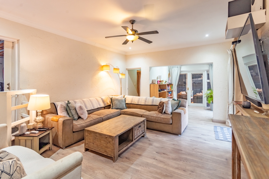 4 Bedroom Property for Sale in Lonehill Gauteng
